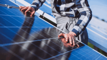 Mantenimiento-de-las-centrales-fotovoltaicas--métodos,-retos-y-gestión-con-un-CMMS