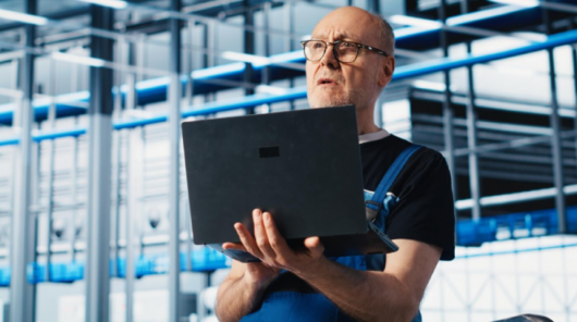 9-Essential-Tips-for-Choosing-the-Right-CAFM-System