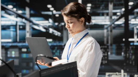 CAFM-Automation-7-Ways-to-Save-Time-and-Improve-Facility-Management-Efficiency